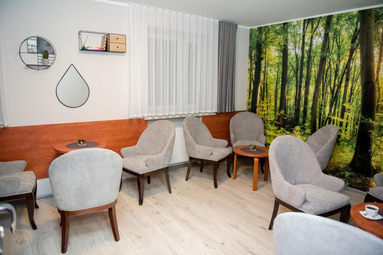 Geris Aparthotel เชสโตฮอวา ภายนอก รูปภาพ